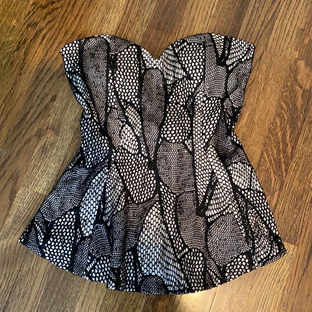 Apple Latte strapless women’s top